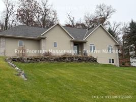 featured image of 4734 Bergamot Way