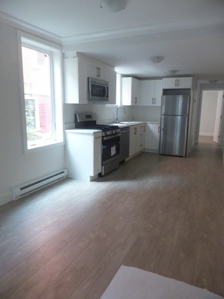 1534 Victoria Drive - Photo 2 of 13