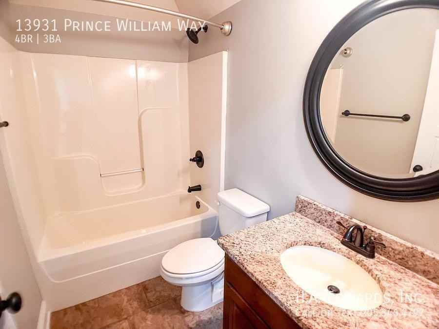 13931 Prince William Way - Photo 3 of 35