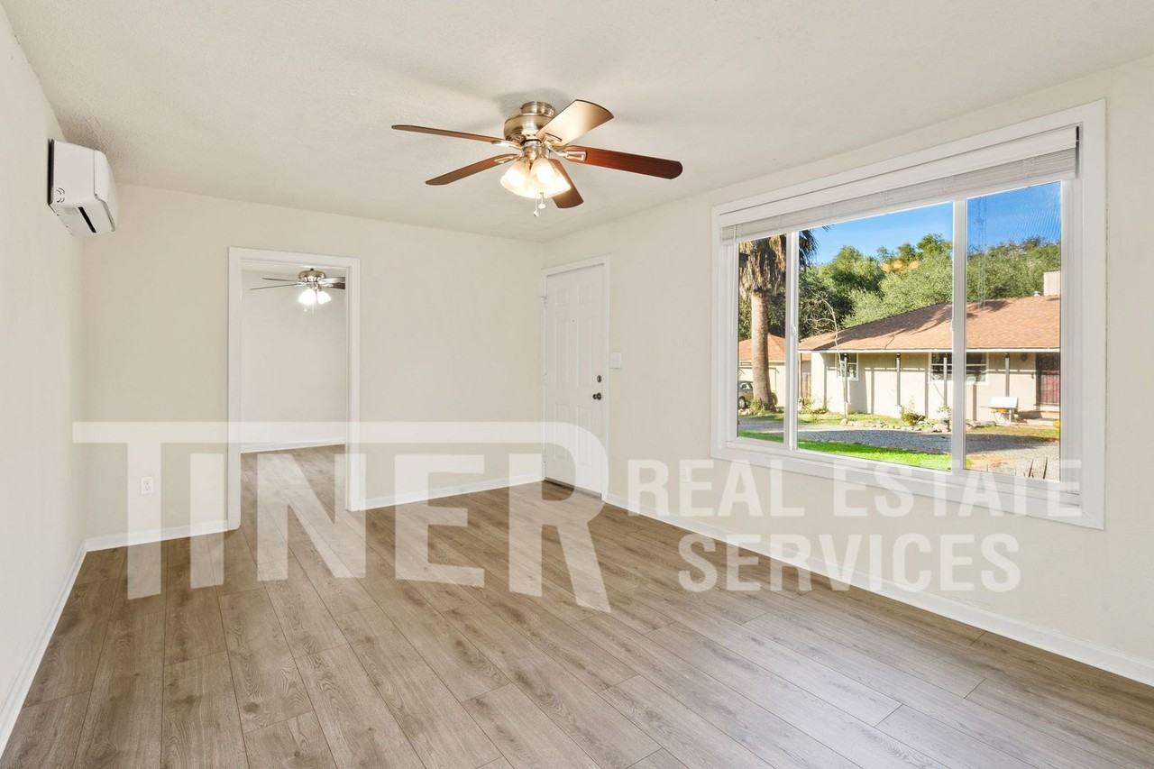 2305 Garfield Avenue #A - Photo 2 of 20