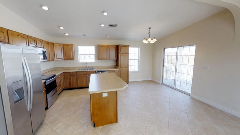 31430 Avenue E - Photo 3 of 15