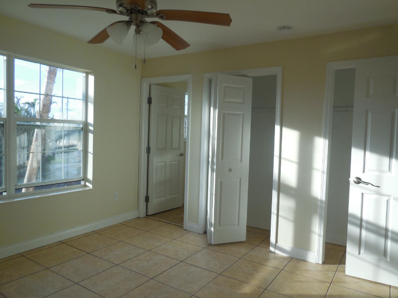 31430 Avenue E - Photo 6 of 15