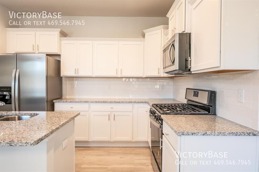 26 Jolene Dr - Photo 5 of 26