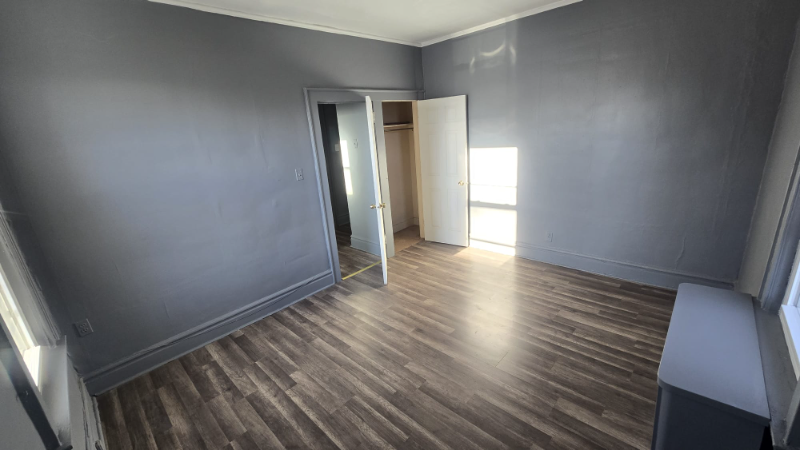 27-29 Schofield Street #2R - Photo 4 of 8