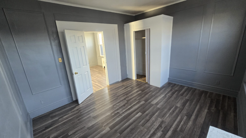 27-29 Schofield Street #2R - Photo 5 of 8