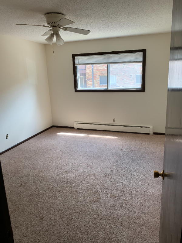 995 Saint Albans St N #203 - Photo 6 of 11