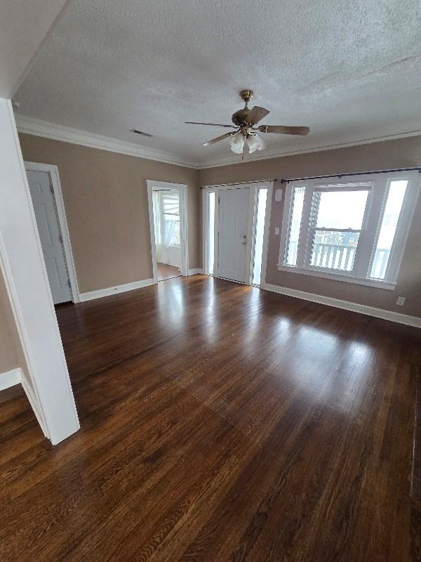 5921 Harrison St - Photo 5 of 15