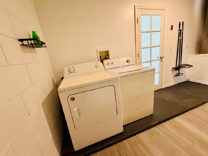 536 Cheshire Way #2 - Photo 5 of 6