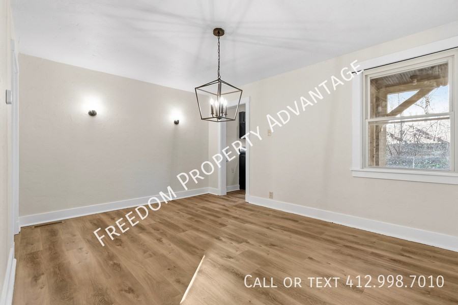 767 Shady Dr E - Photo 5 of 36