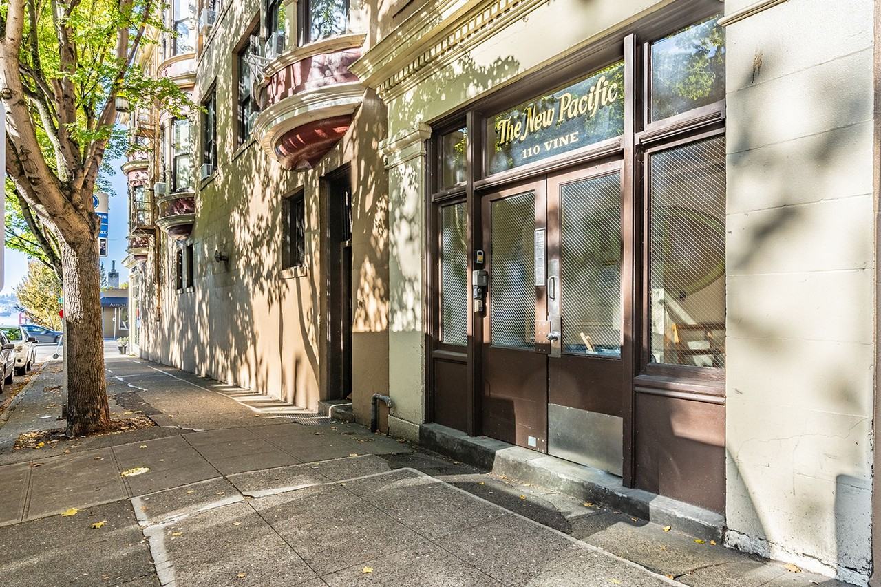 Classic Co - Photo 7 of 35