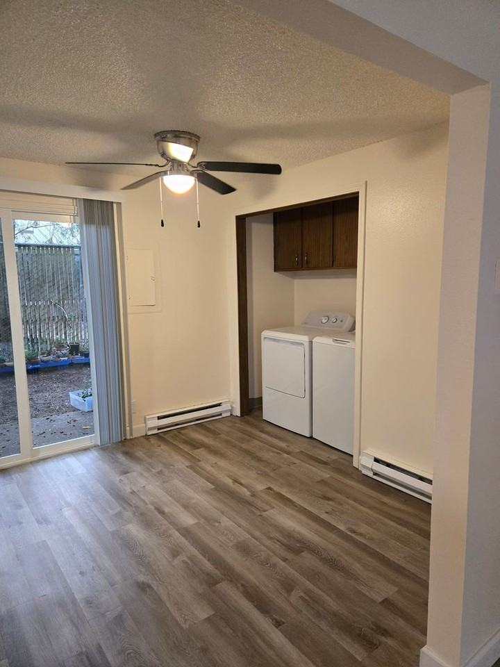 #257 ROSE PARK APTS - Photo 5 of 15