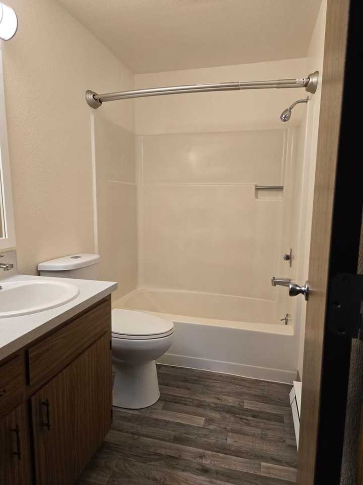 #257 ROSE PARK APTS - Photo 7 of 15