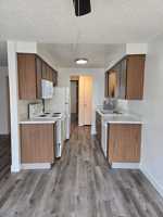 featured image of 597 Rose Park Ln Ne