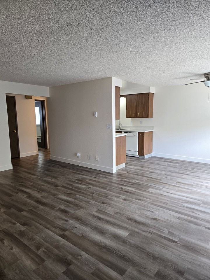 #257 ROSE PARK APTS - Photo 3 of 6