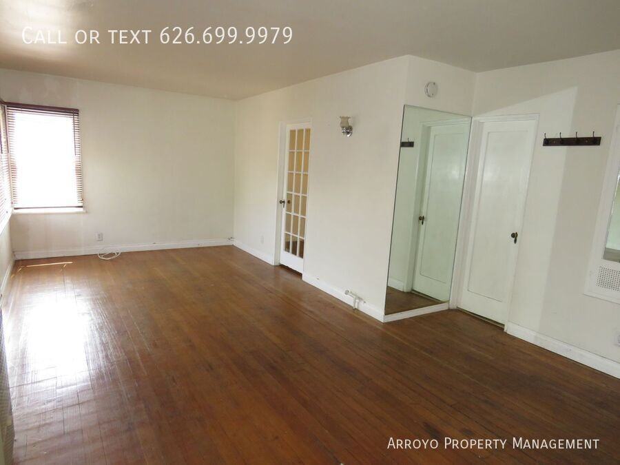 207 1/2 S Primrose Ave - Photo 5 of 19