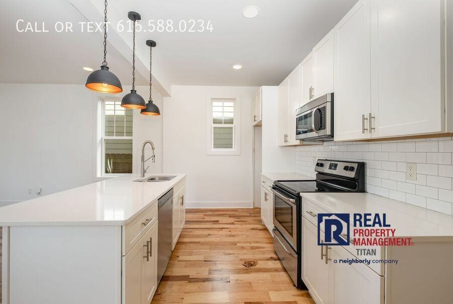 5317 Indiana Ave - Photo 7 of 34