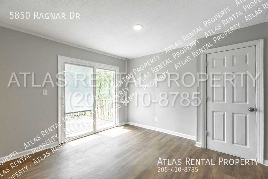 5850 Ragnar Drive - Photo 6 of 31