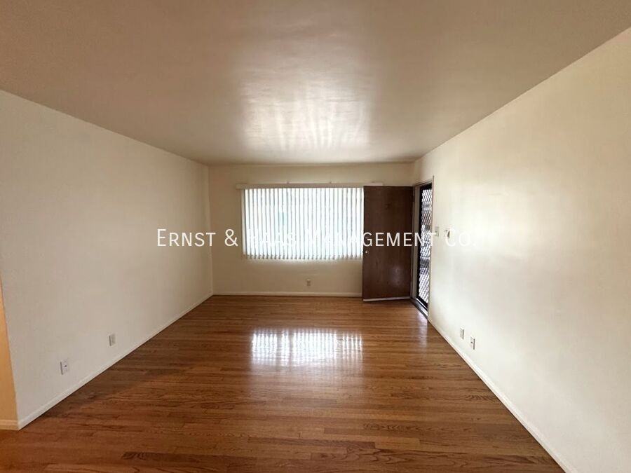 332 Magnolia Avenue #K - Photo 5 of 11