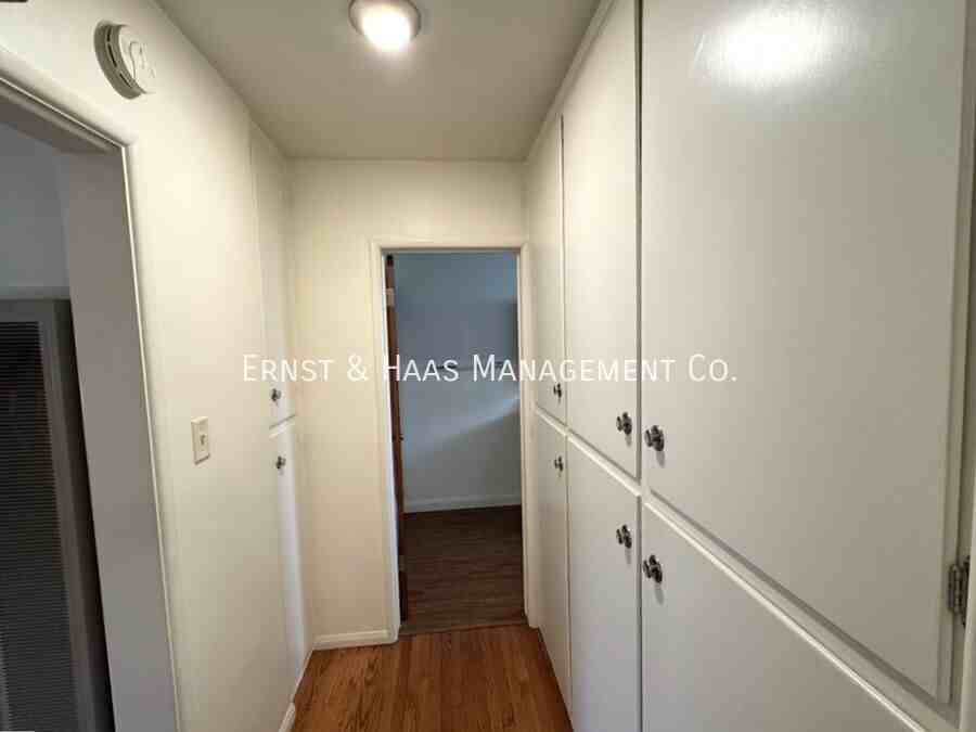 332 Magnolia Avenue #K - Photo 7 of 11