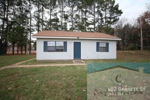 featured image of 402 Garrett Street