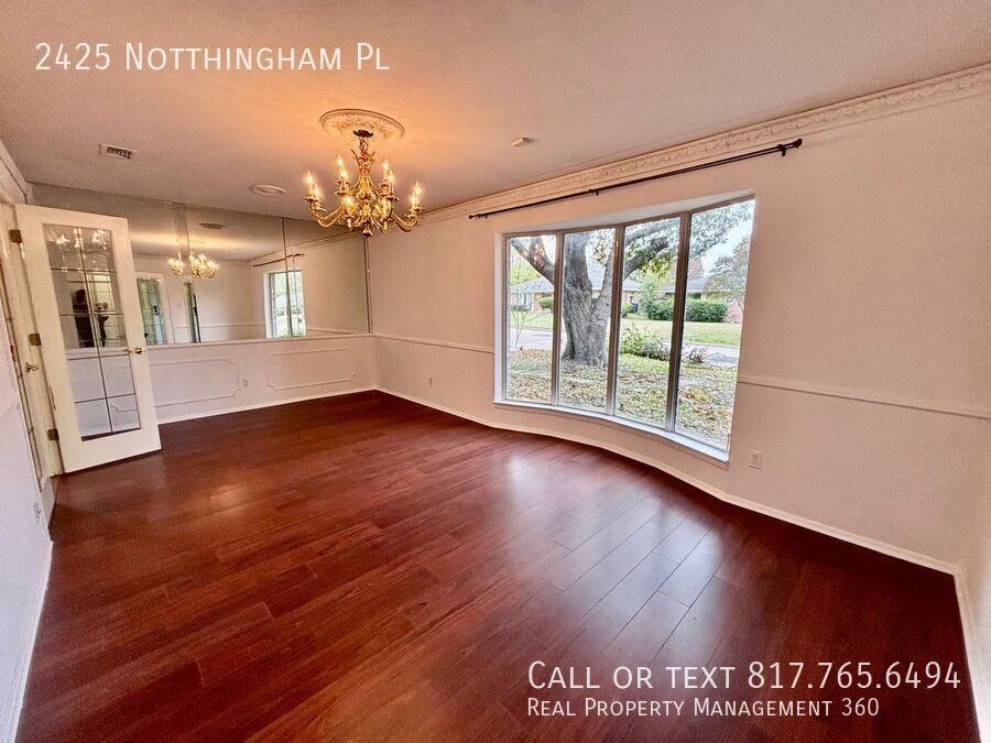 2425 Nottingham Place - Photo 4 of 19