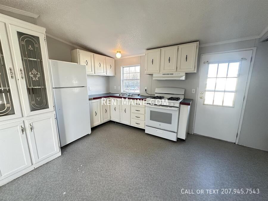 20 Bearberry Rd - Photo 3 of 11