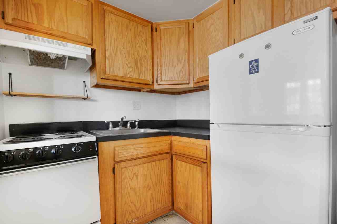 4450 Macarthur Blvd Nw #7A - Photo 3 of 6