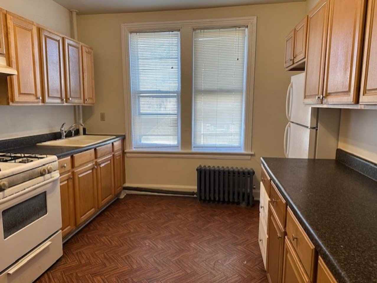 36 N 19th St #2 - Photo 6 of 12