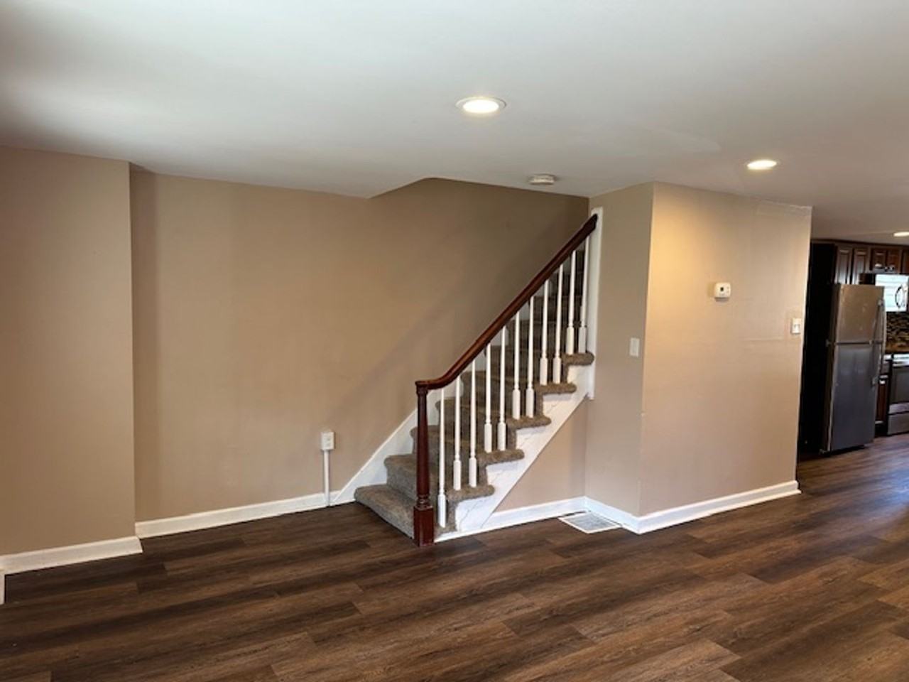 2266 Kensington St - Photo 3 of 13