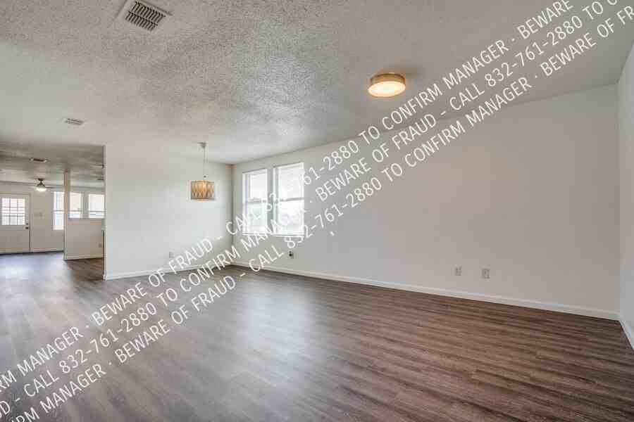 616 Almandora Drive - Photo 5 of 27