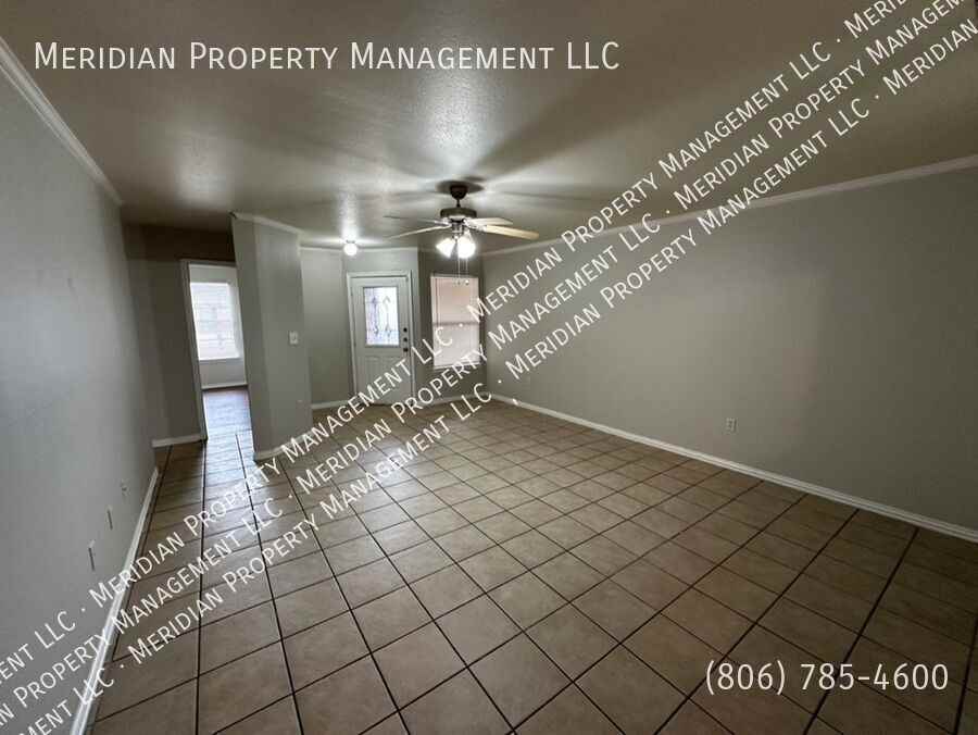 533 N Clinton Ave - Photo 4 of 22