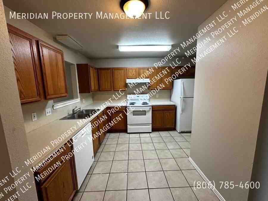 533 N Clinton Ave - Photo 7 of 22