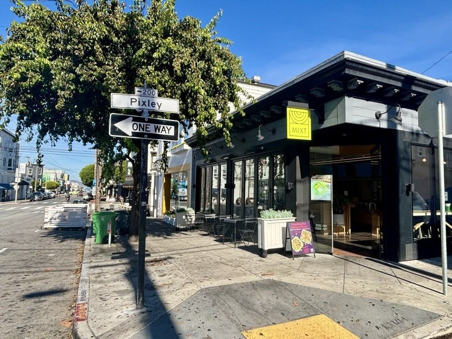 184 Pixley St