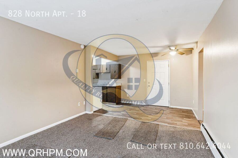828 North Apt. #18 - Photo 4 of 18