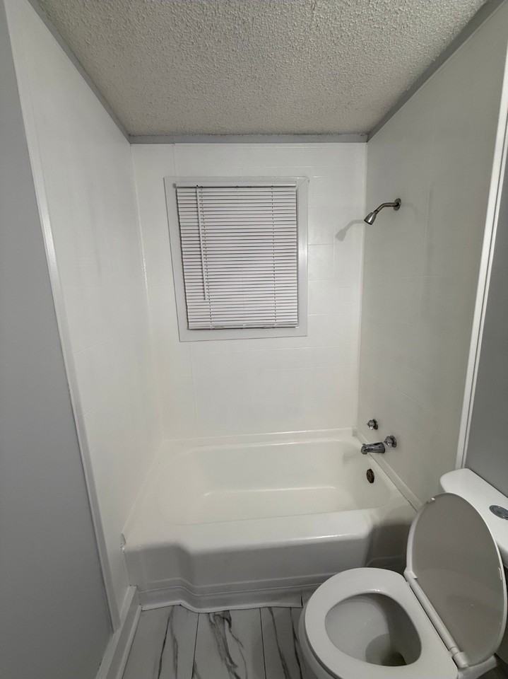 3221 Wolfe St #NA - Photo 6 of 19