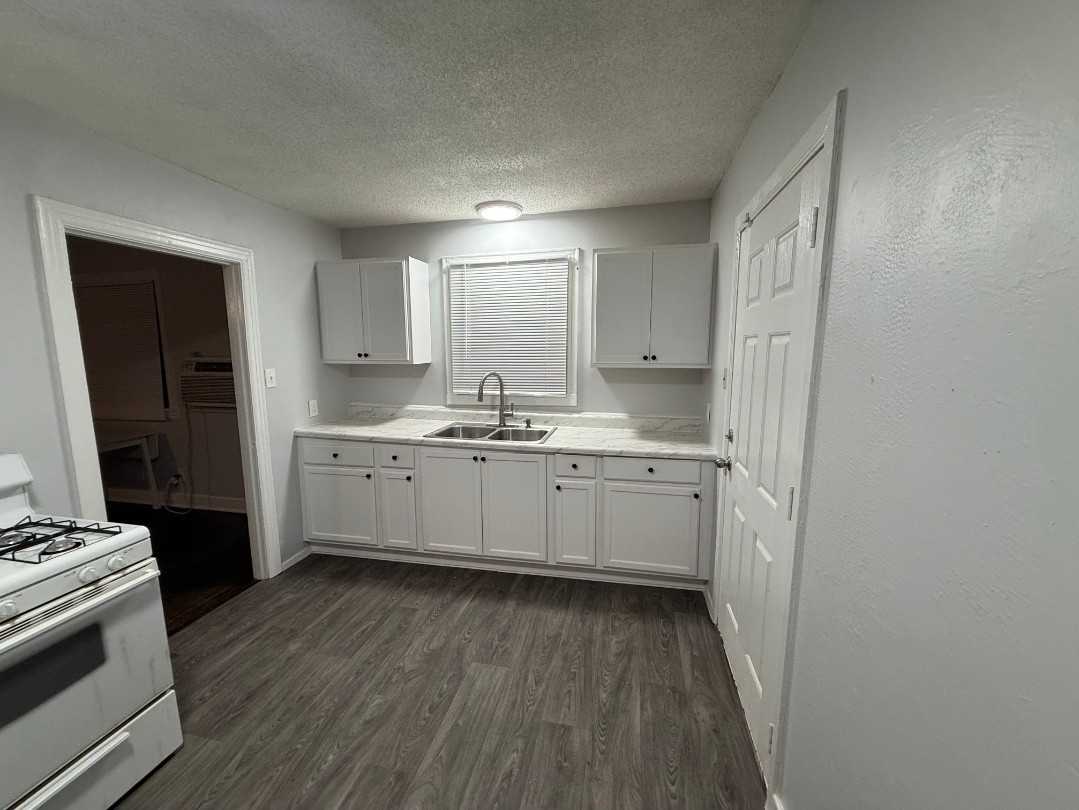 3221 Wolfe St #NA - Photo 7 of 19