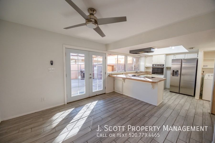 1618 E Dunbar Dr - Photo 5 of 26