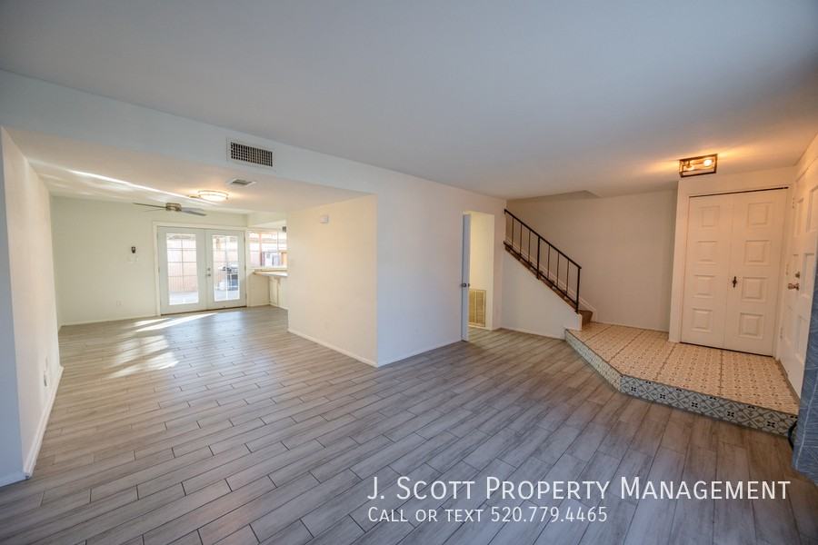 1618 E Dunbar Dr - Photo 6 of 26