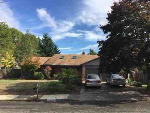 10536 Southwest 43rd Avenue #NA - Photo 2 of 13