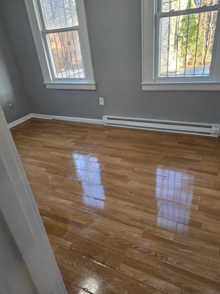 706 Grove St #1 - Photo 6 of 12