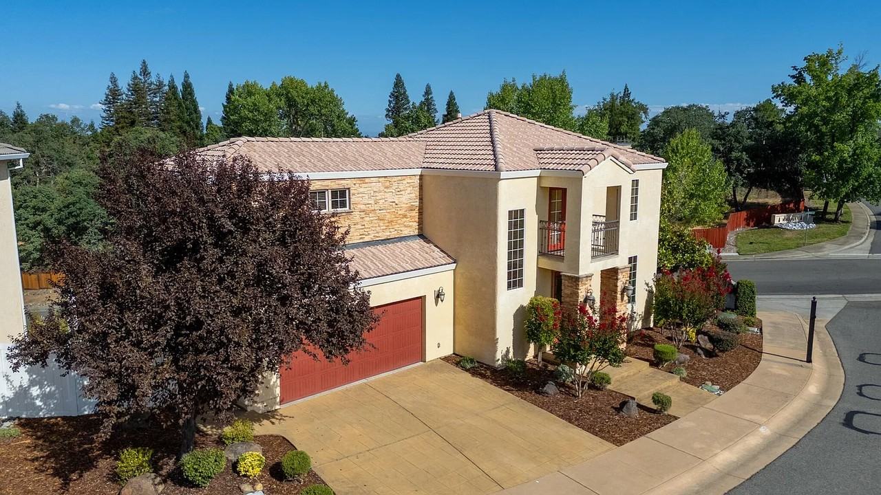 5592 Diamond Ridge Drive #NA - Photo 3 of 40