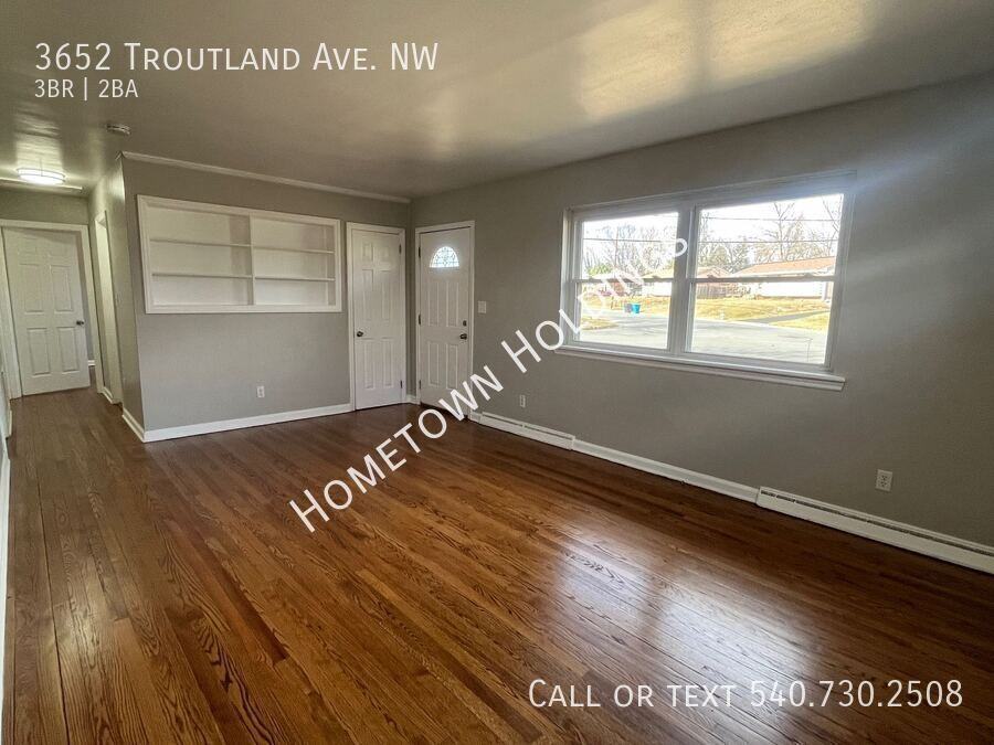 3652 Troutland Avenue Northwest - Photo 2 of 11