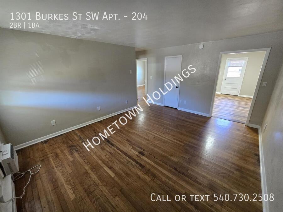 1301 Burks St Sw #204 - Photo 2 of 7