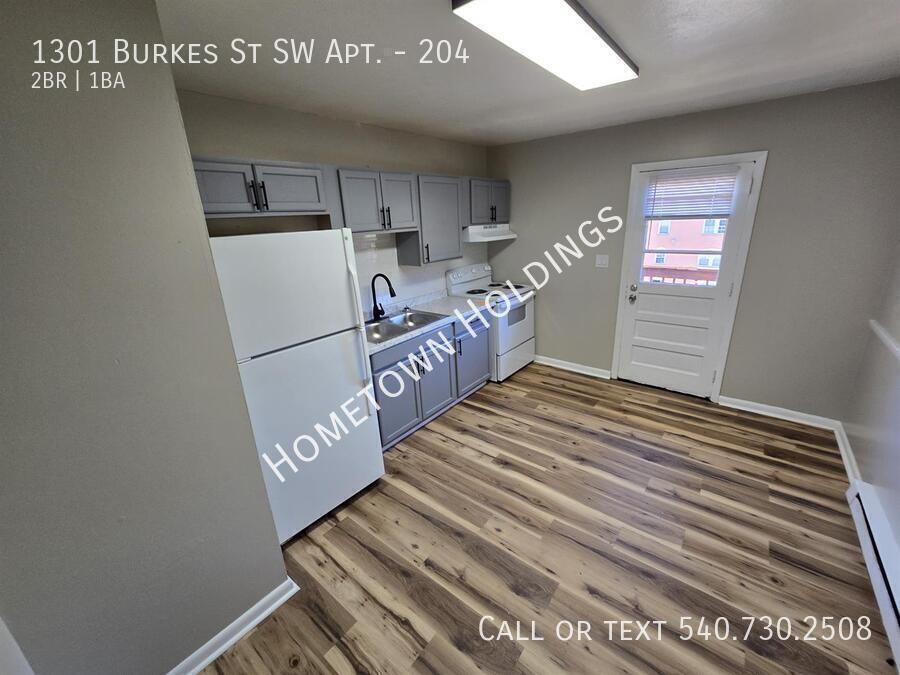 1301 Burks St Sw #204 - Photo 3 of 7