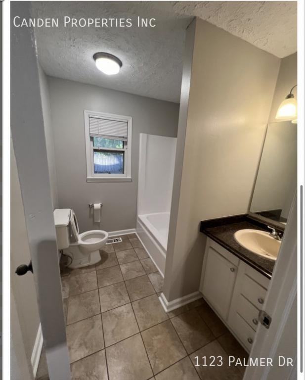 1123 Palmer Dr - Photo 7 of 10