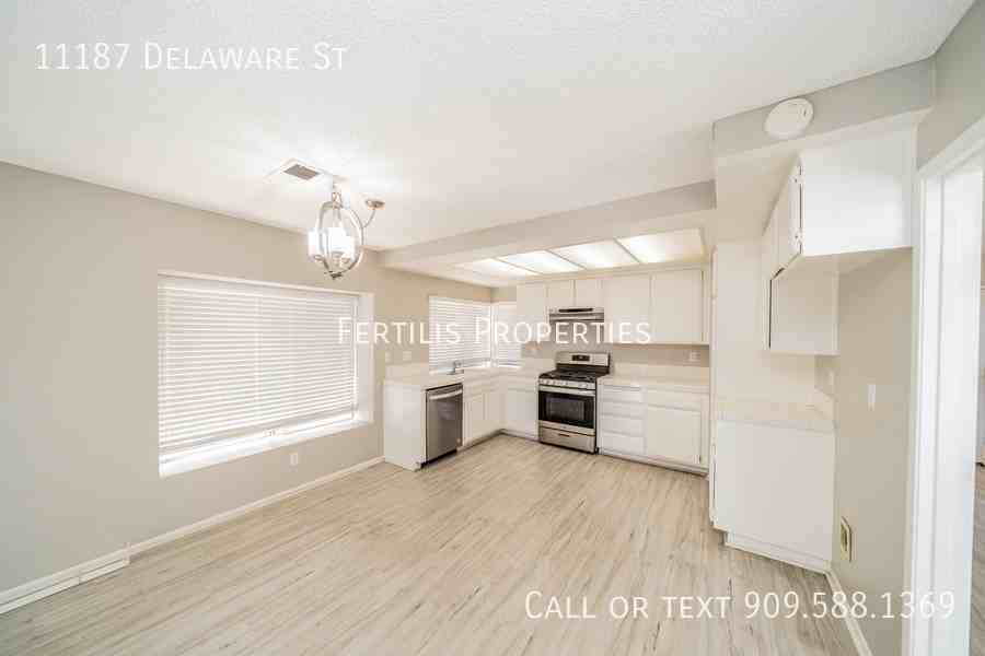 11187 Delaware St - Photo 6 of 33