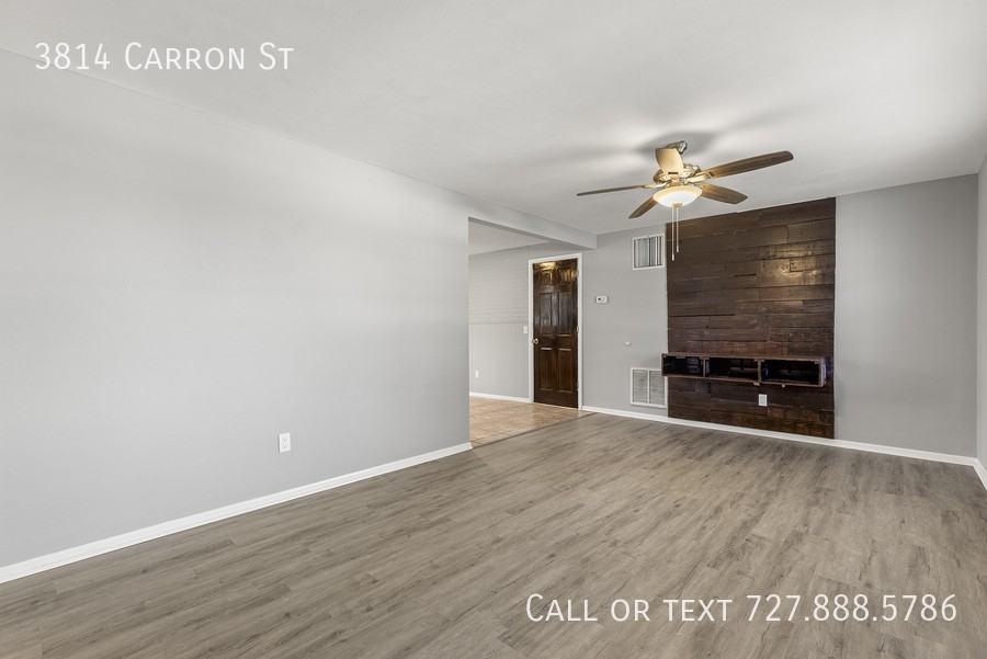 3814 Carron St - Photo 5 of 28