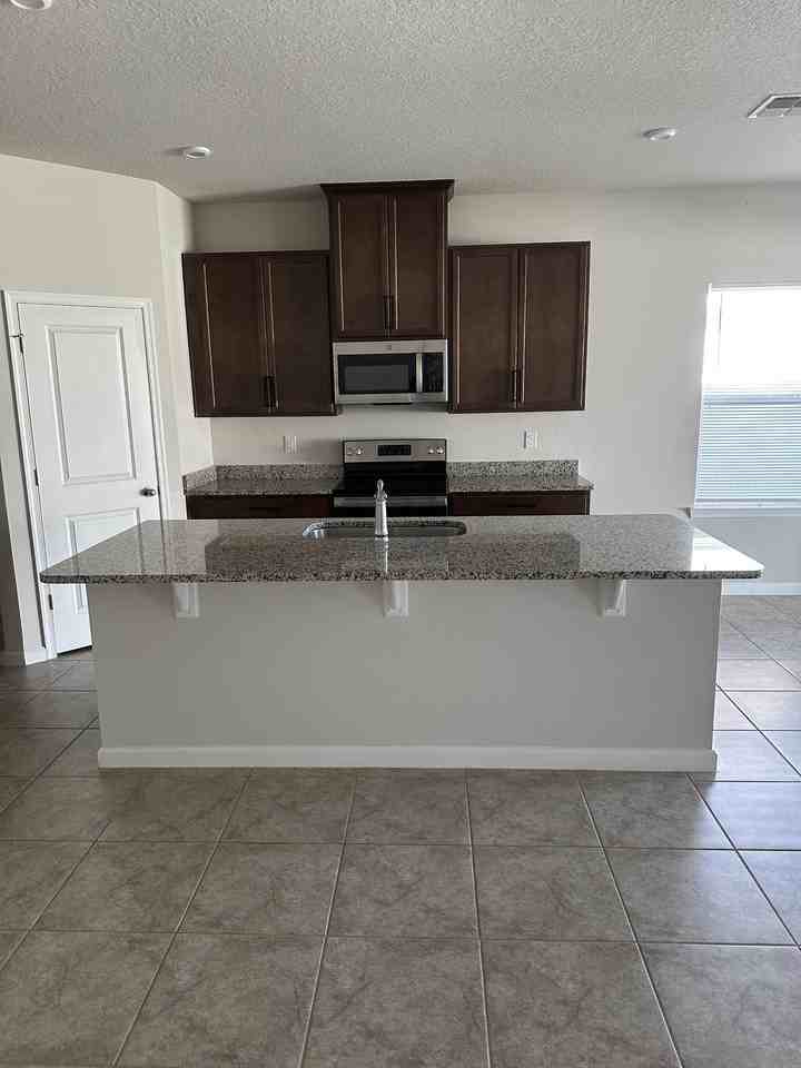 3045 Lake Tahoe St #NA - Photo 7 of 12