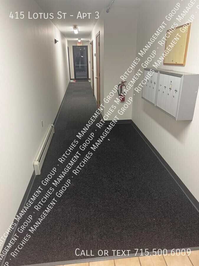 415 Lotus St #3 - Photo 4 of 21