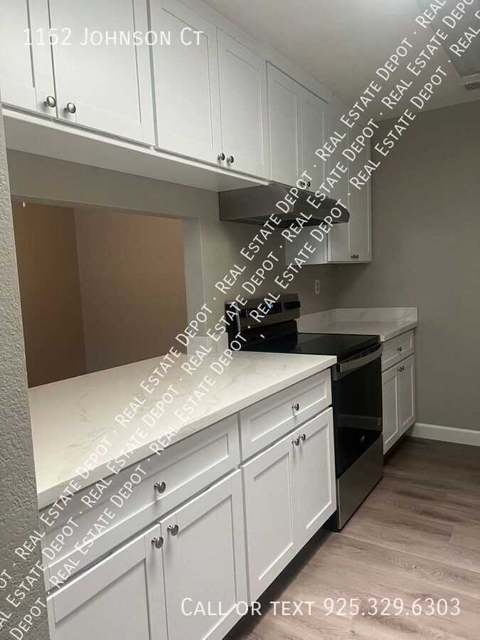 1152 Johnson Ct - Photo 7 of 49